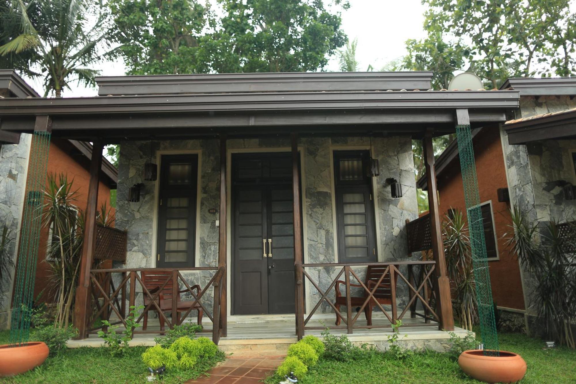 Villa Pinnawala Екстер'єр фото