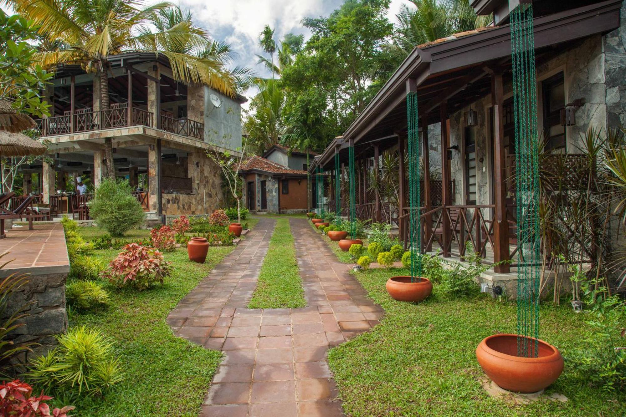 Villa Pinnawala Екстер'єр фото
